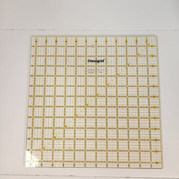 1988 Omnigrid Clear Quilting Cutting Measuring Mat 12x12 Sewing Crafts USA (11) - Picture 1 of 5